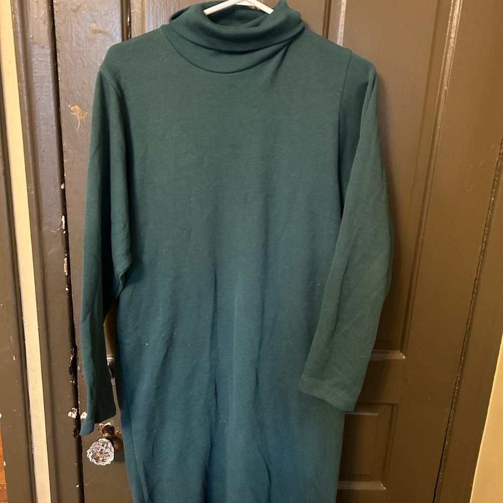 Weekenders Forest Green Top
